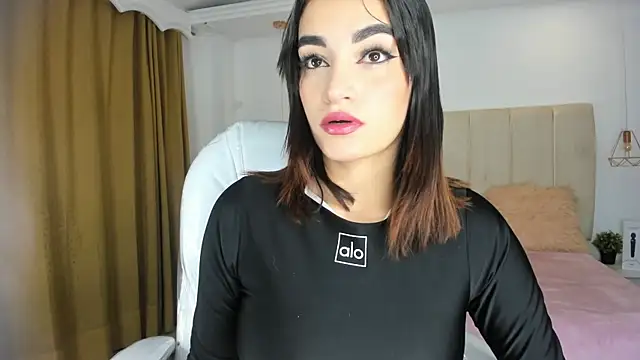 Maddy Rouse1 online show from October 20, 3:20 am