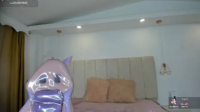 Maddy Rouse1 online show from September 22, 4:00 am