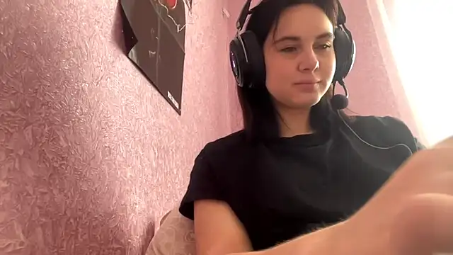 MollyPartey online show from September 19, 6:01 am