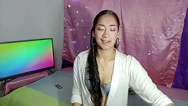 Miia  strog online show from November 2, 6:33 pm