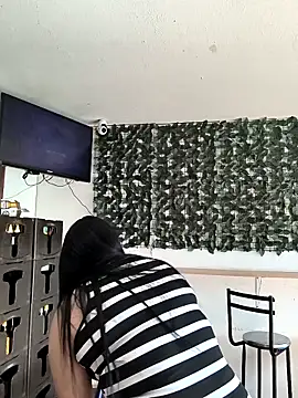 Cloe 27 online show from October 30, 8:10 pm