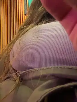 Aphrill online show from April 12, 8:55 pm