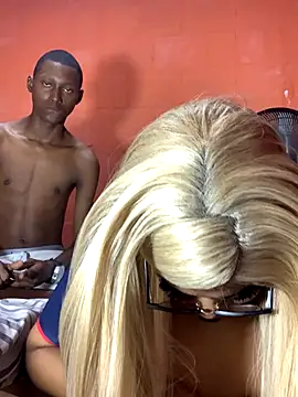 ZOE ROSE4 online show from December 5, 8:43 pm