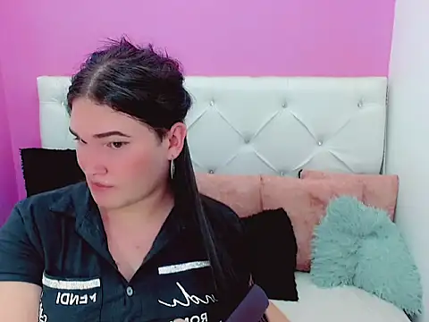 x daniiela x online show from October 3, 7:30 pm