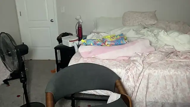 goddesskyliex online show from February 19, 3:17 am