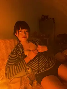 Tramy xx online show from June 24, 1:32 pm