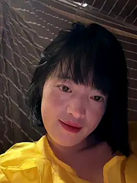 Snapshot of Tramy_xx chatting on October 9, 11:47 am Tramy xx online show from October 9, 11:47 am