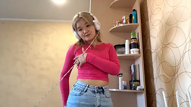 CarolannSide online show from September 24, 6:01 am