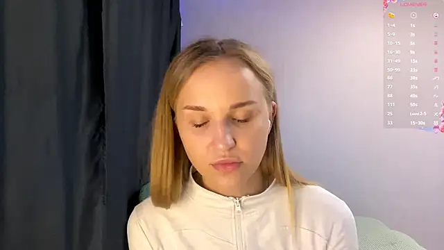 TanekaBoitel online show from October 16, 10:18 am