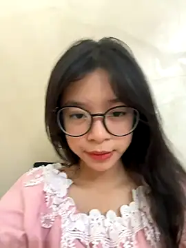 mau15  online show from September 22, 2:26 pm