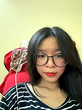 mau15  online show from October 24, 2:46 pm