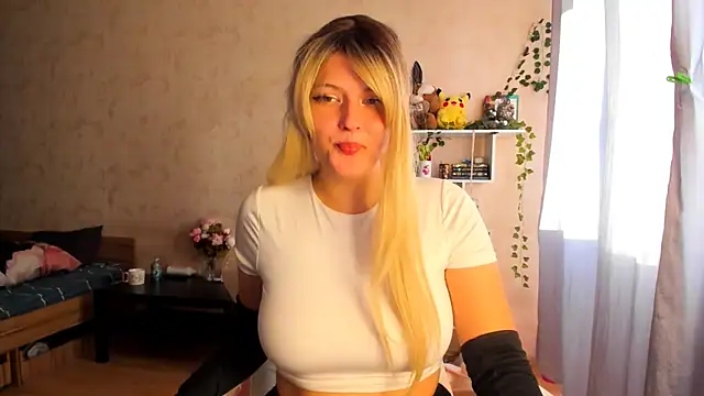 Alice Casey new online show from October 29, 1:15 pm