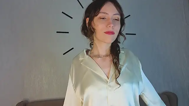 DelilahConsalvo online show from September 19, 6:18 pm
