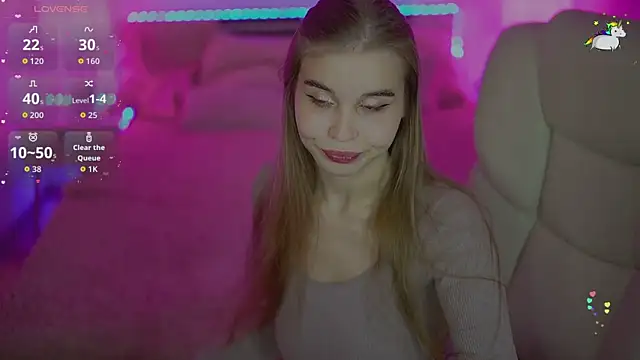 MyLolaSky online show from October 11, 10:53 am