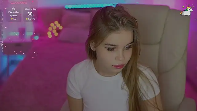 MyLolaSky online show from September 29, 8:36 pm