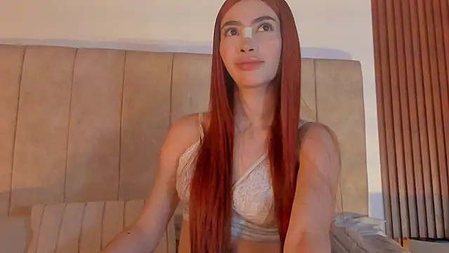 Lauraa saenz11 online show from November 27, 11:57 am