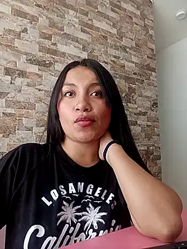 EllaCute Young online show from September 22, 5:00 pm