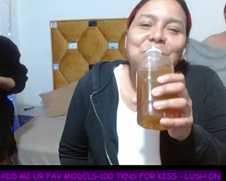 LITTLEKITTY19 online show from March 5, 1:07 pm