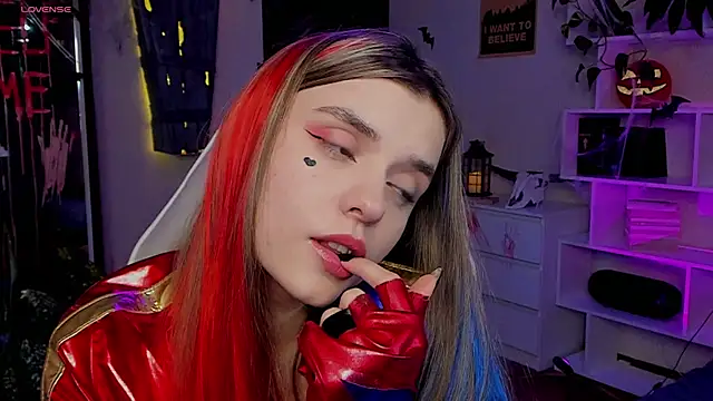 CharmingVixen online show from October 29, 9:39 pm