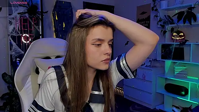 CharmingVixen online show from October 27, 7:52 pm