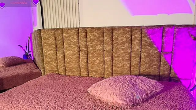 Missdionne curly online show from March 9, 11:24 am