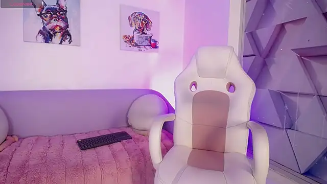 EvaGoddess  online show from December 5, 7:48 pm