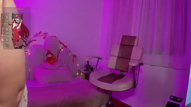 N-aughty C-harlotte online show from October 4, 4:07 am