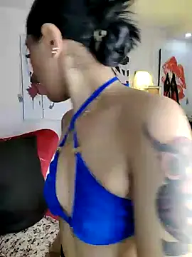 ValeNiitaLuv online show from February 4, 4:04 am