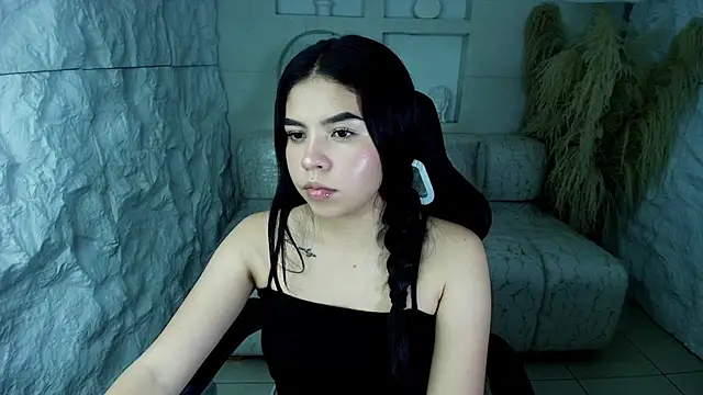 ambarina r online show from October 4, 3:01 am