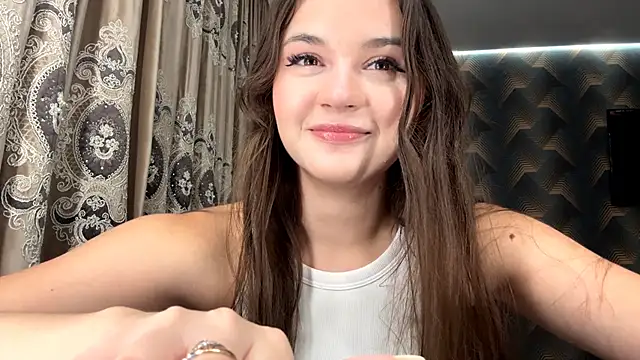 KamFykes online show from October 20, 3:15 pm