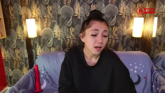 Charming LIA online show from November 8, 7:19 pm