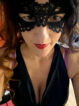 Naughty-Layla online show from October 1, 5:34 am