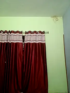 School medam online show from October 18, 11:39 pm