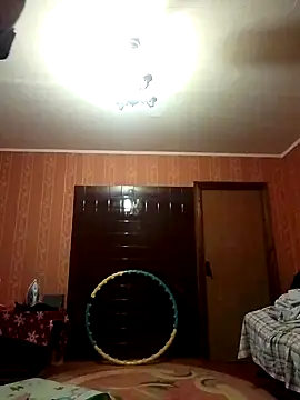 LaraDiva7799 online show from October 5, 3:28 pm