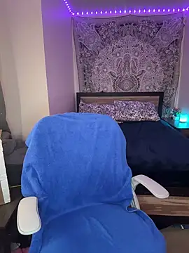 MaciiMayy online show from April 16, 1:06 am