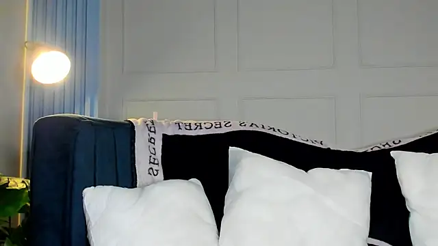 AlisonCold online show from October 11, 12:41 pm