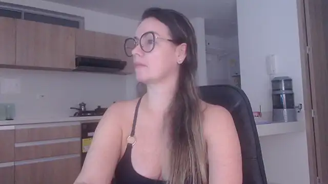 LovePaula online show from July 25, 12:28 am