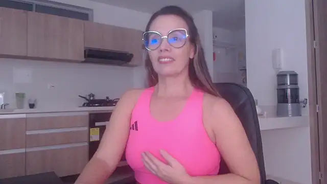 LovePaula online show from March 20, 11:31 pm