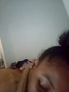 PrettahSantos online show from October 5, 9:58 am