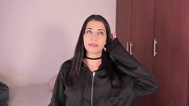 ScarlettRosetti online show from October 16, 2:25 am