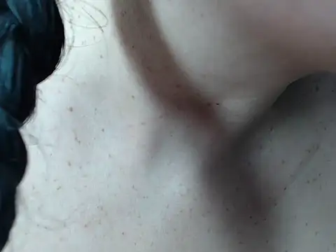Snapshot of Alice_pussyhairy chatting on September 27, 12:12 pm Alice pussyhairy online show from September 27, 12:12 pm