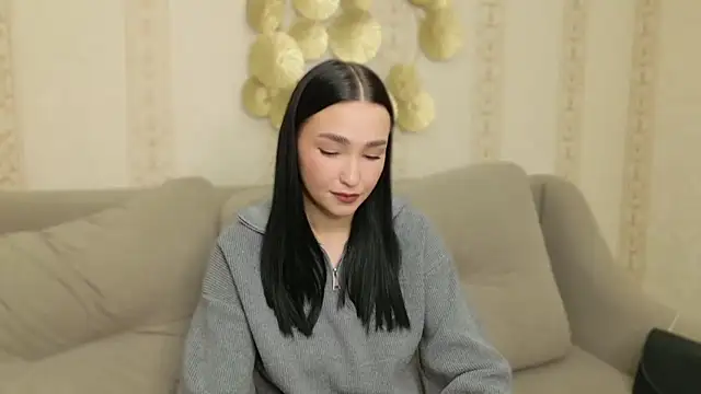 Amanda Choi online show from September 30, 11:49 am