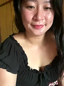 violet-00 online show from October 13, 9:34 am