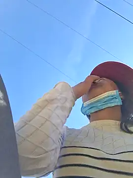 xuxulovezz online show from November 25, 4:03 am