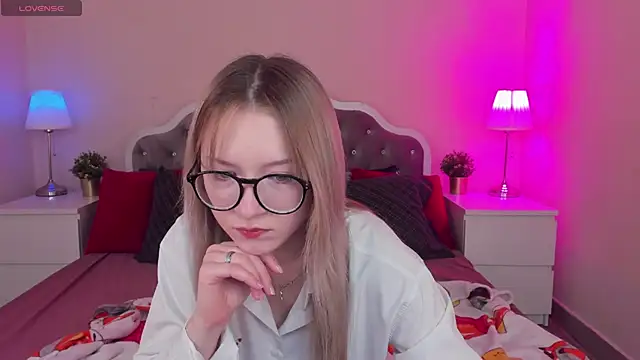 elliupp online show from September 24, 8:46 am