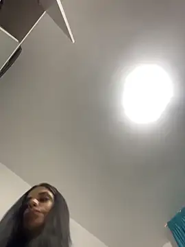 AylinHazellx online show from October 29, 8:11 pm