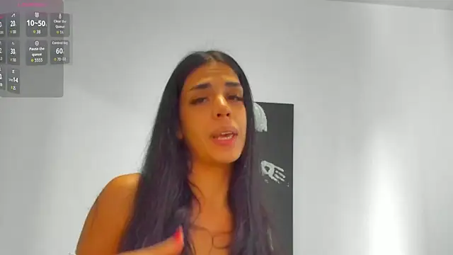 AylinHazellx online show from October 4, 9:26 am