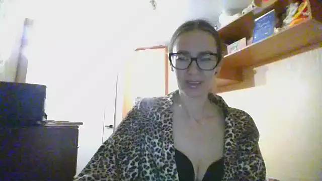 Norivann online show from October 19, 7:38 pm