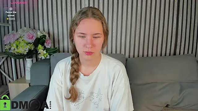 Elsie Cutties online show from October 4, 1:00 am