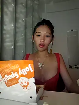 Bunny72772 online show from September 26, 6:05 pm